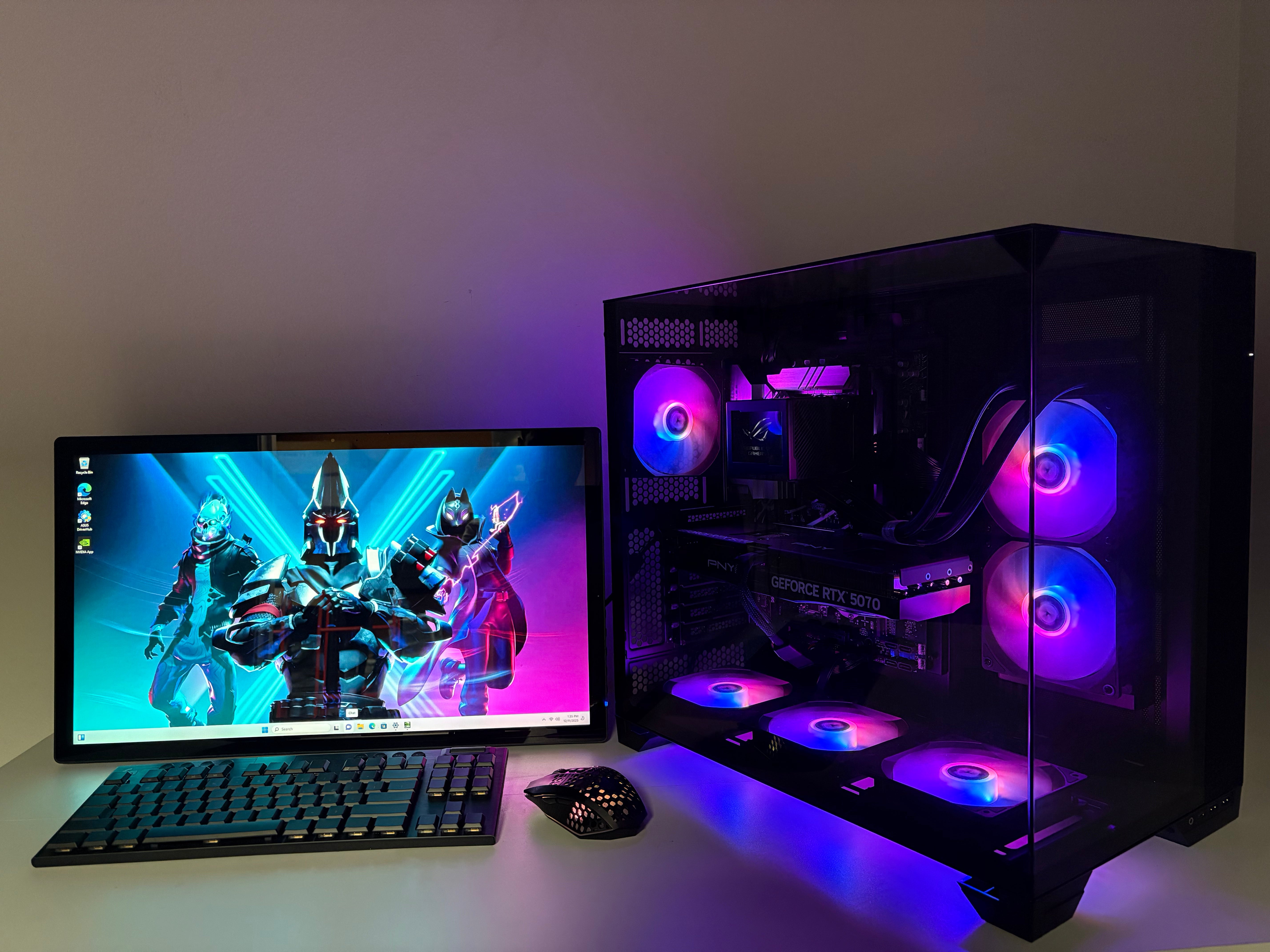Gaming PC Intel i7/32GB RAM/2TB RTX 5070 GPU