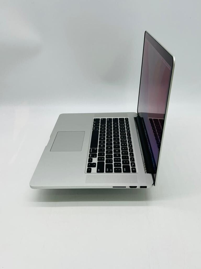 Apple MacBook Pro 15β Retina Quad Core i7/16GB RAM Laptop π»